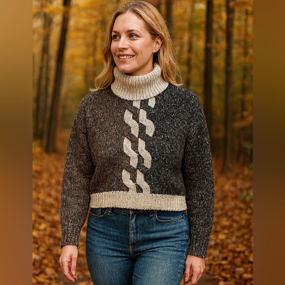 Co & Eddy‎ Women’s Cropped Two-Tone Chunky Cable Knit Sweater with Cowl